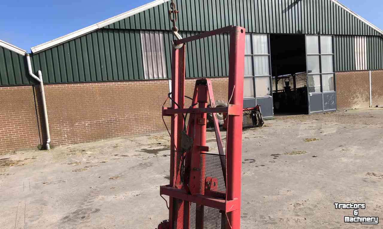 Fork lift & Fork lift truck Trioliet Hefmast