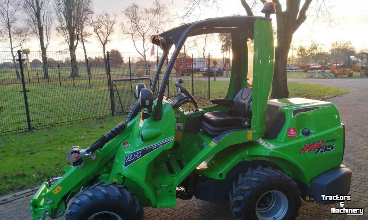 Wheelloader Avant 735 TDL Shovel Wiellader Kniklader