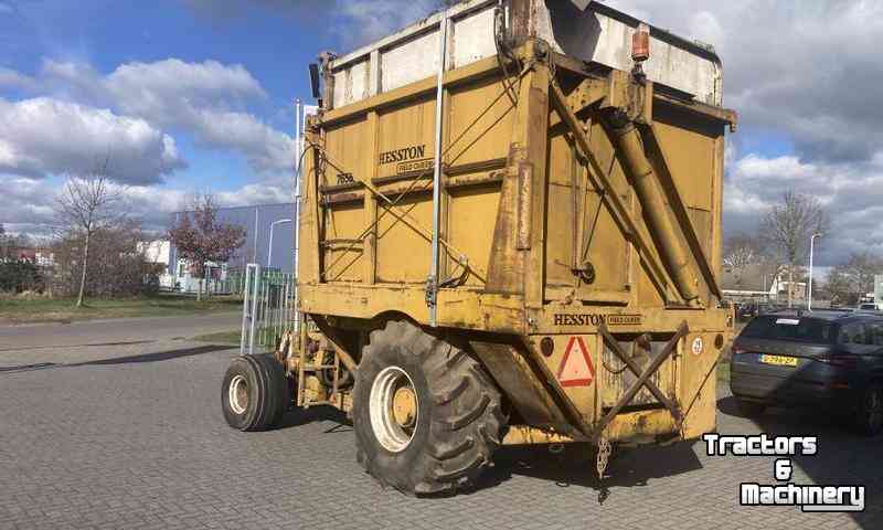 Forage-harvester Hesston Field Queen 7655 Zelfrijdende Hakselaar