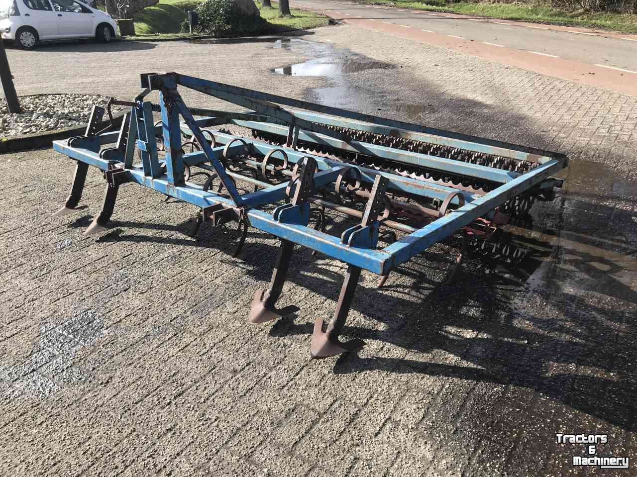 Seedbed combination  triltand met verkruimelrollen