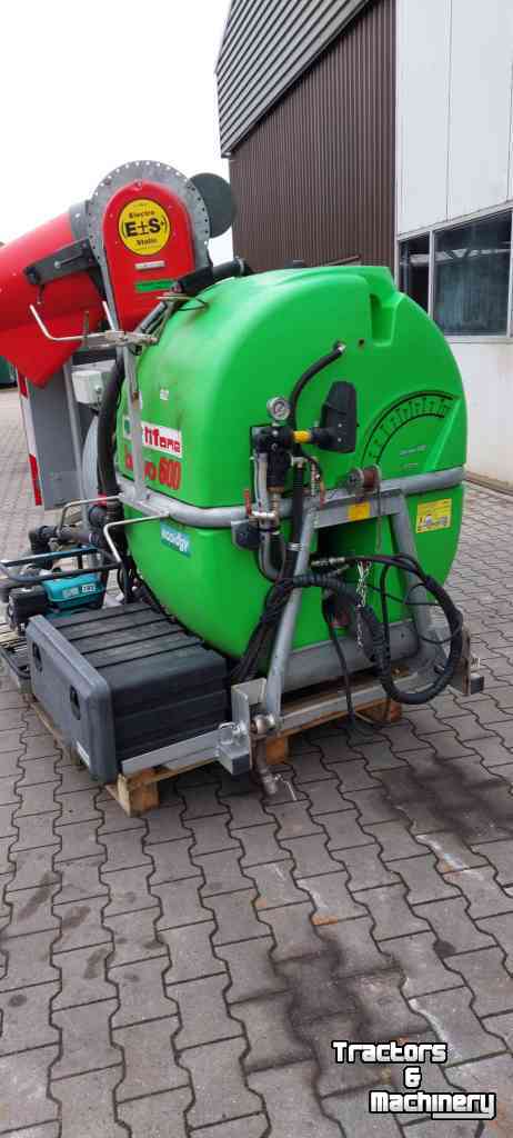 Fieldsprayer 3 points  Tifone Bravo 600