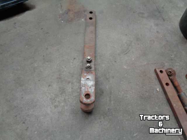 Used parts for tractors Sauter treklat