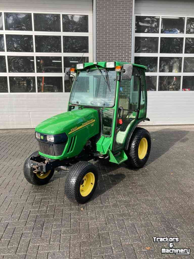 Horticultural Tractors John Deere 2320 HST