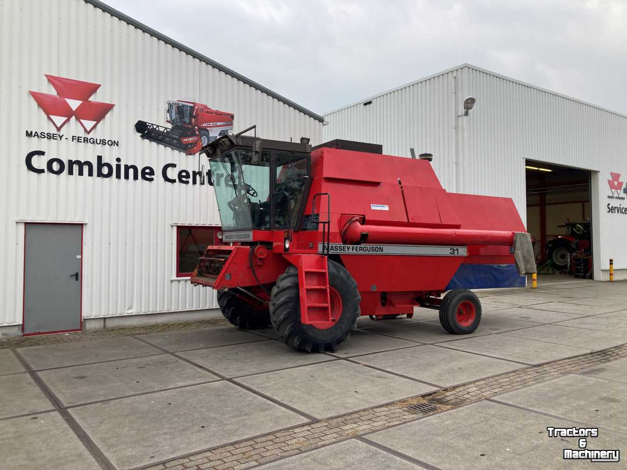 Combine Massey Ferguson 31