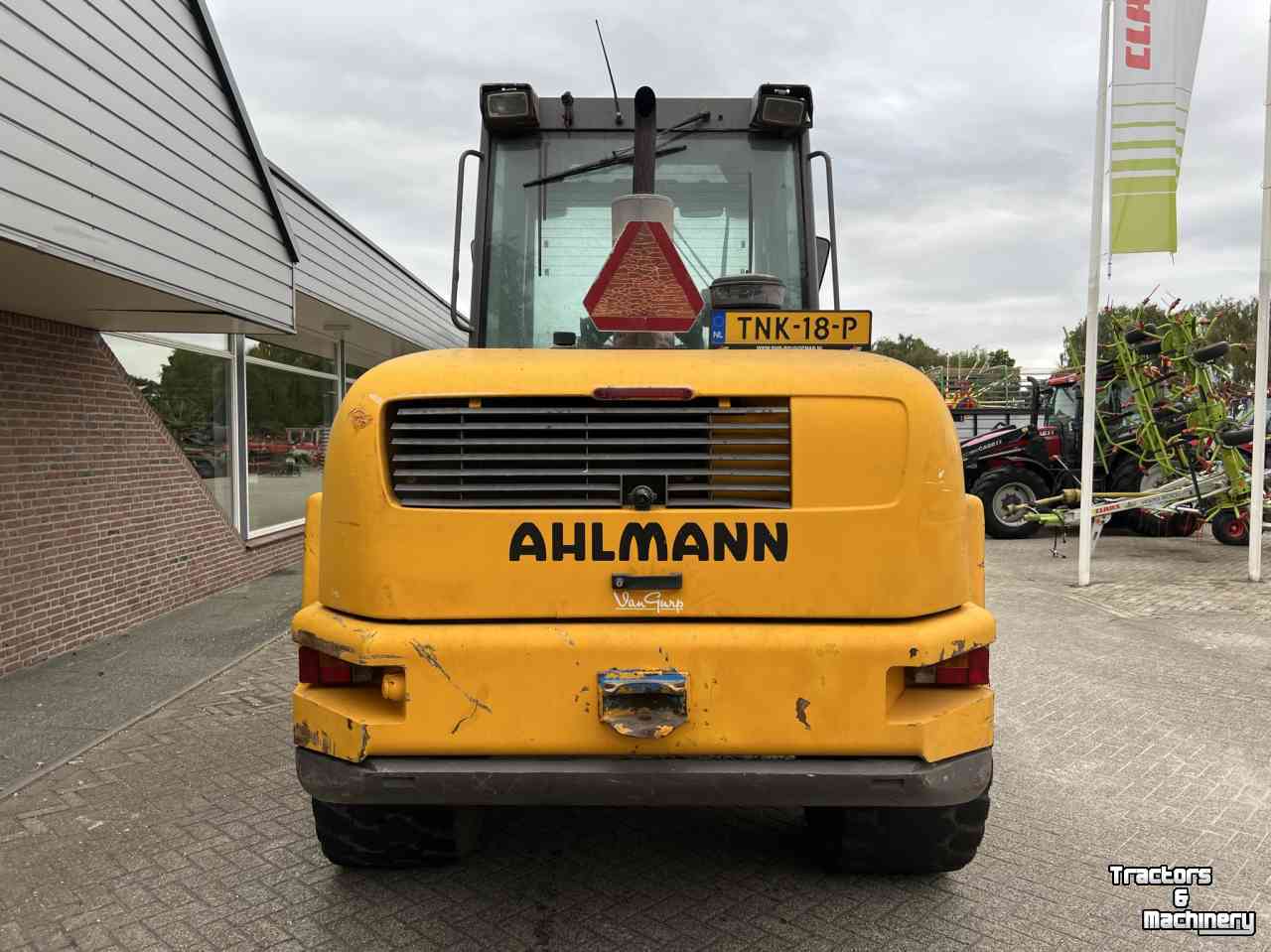 Wheelloader Ahlmann AZ 150 shovel