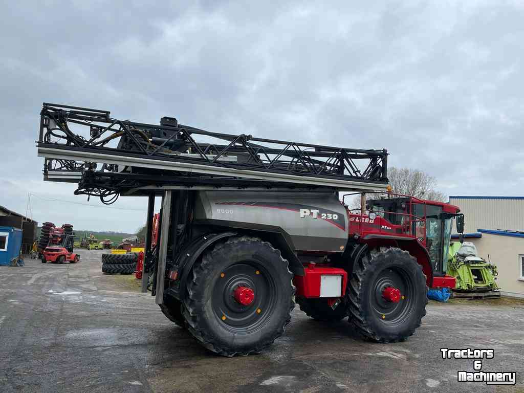 Fieldsprayer self-propelled Horsch PT 230 Leeb 36m