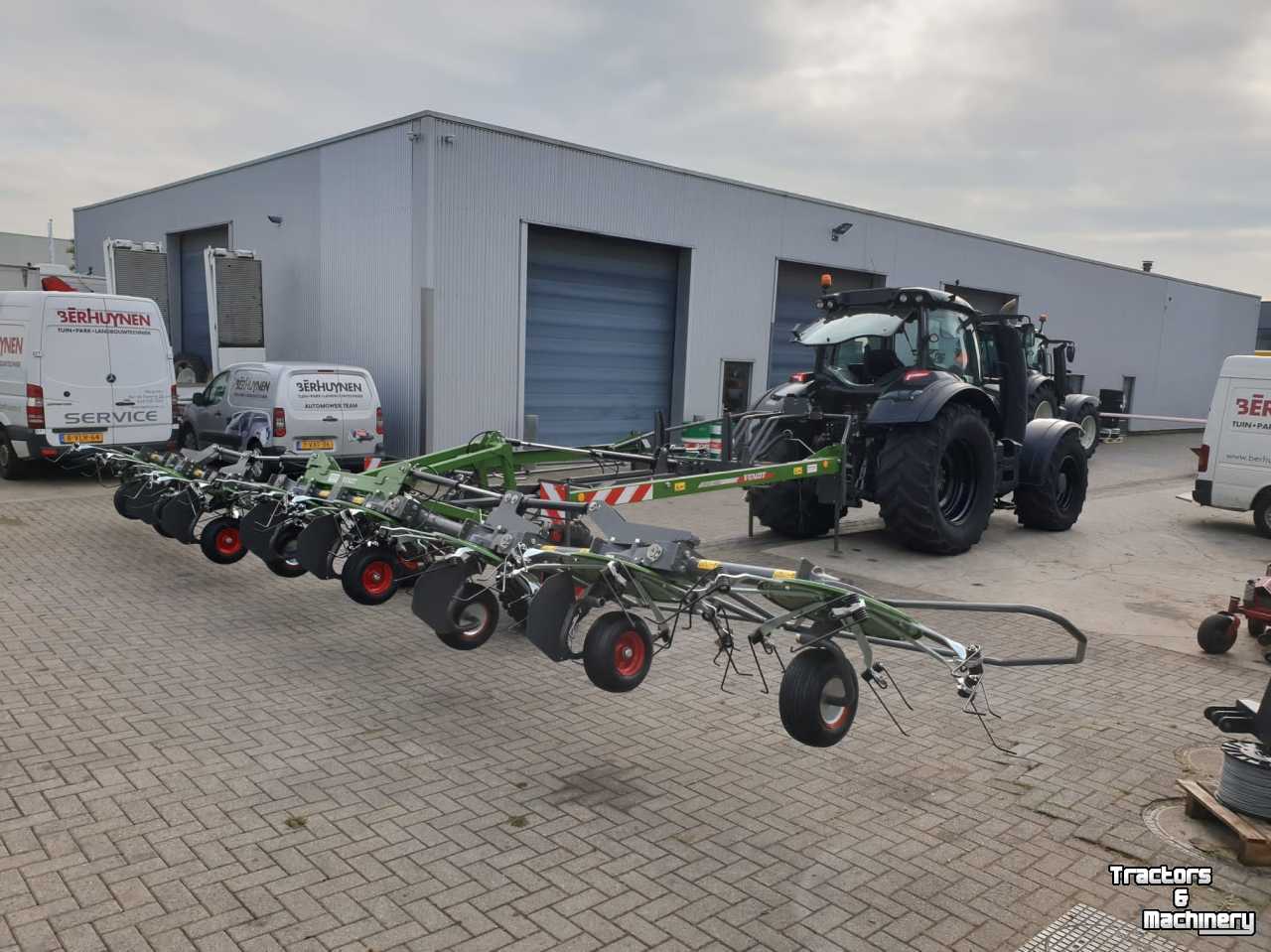 Tedder Fendt Lotus 1020T