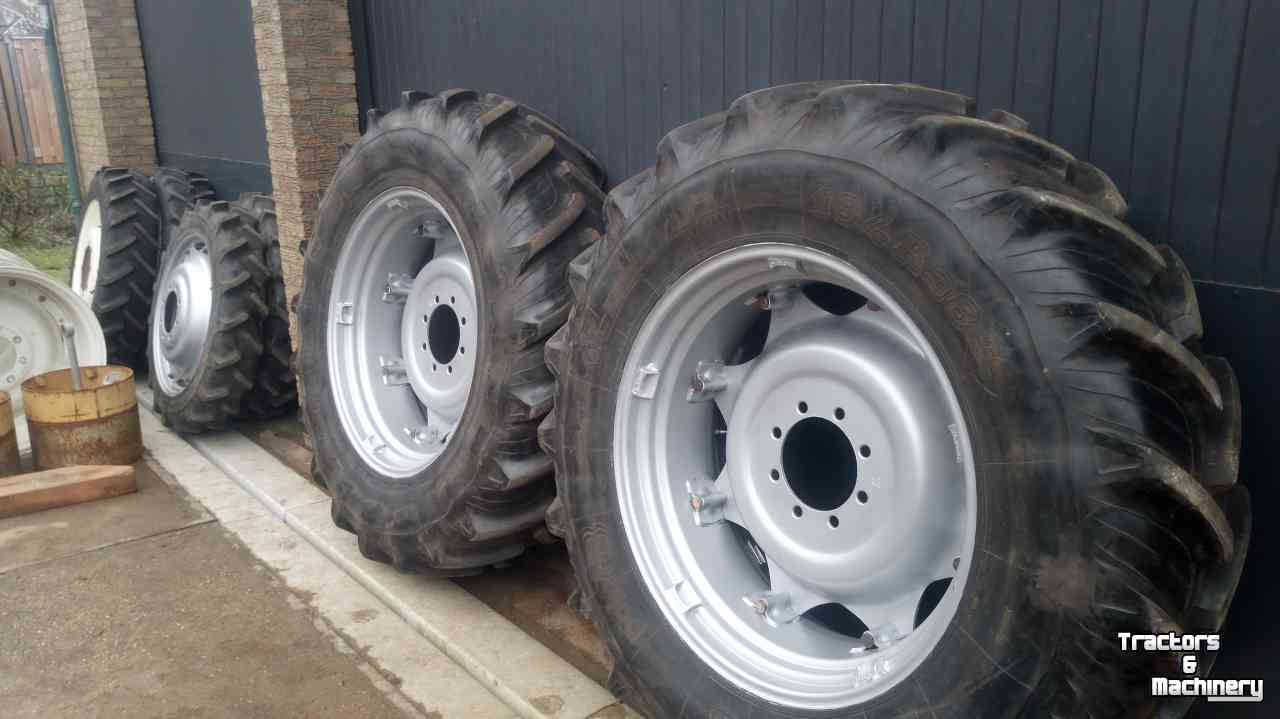 Wheels, Tyres, Rims & Dual spacers  18.4r38 en 14.9r28 wielen