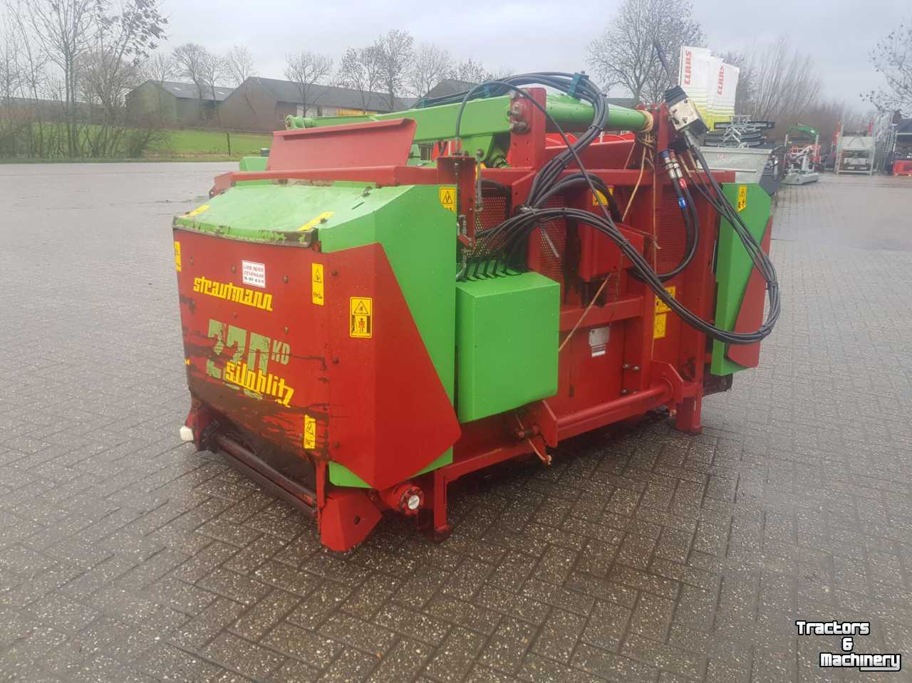 Silage grab-cutter Strautmann Voer doseerbak Siloblitz 220 KD L+R voerbak krabbak