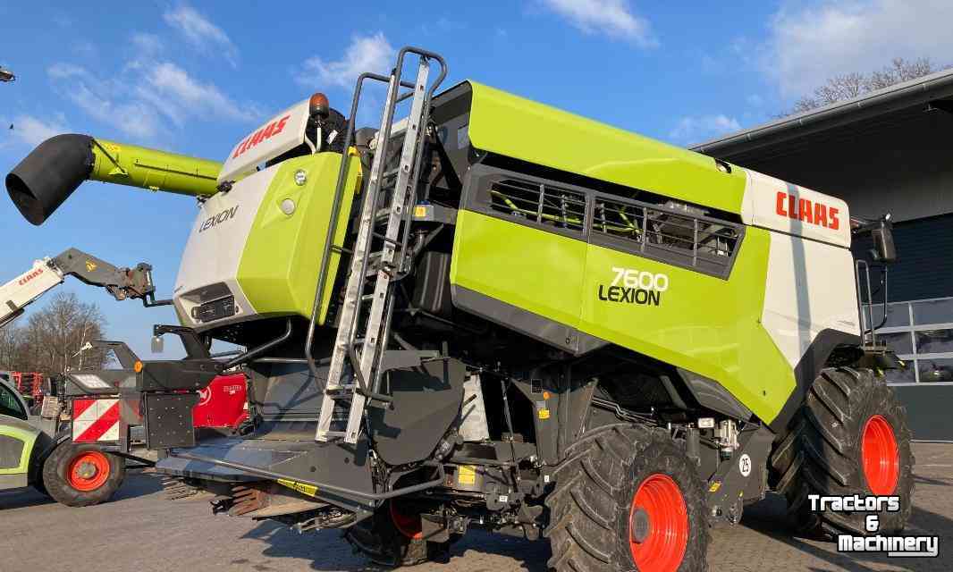 Combine Claas Lexion 7600 Mähdrescher Combine