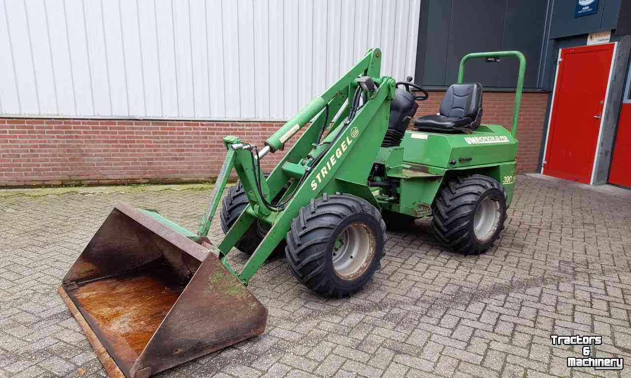 Wheelloader Striegel 300 DY/A