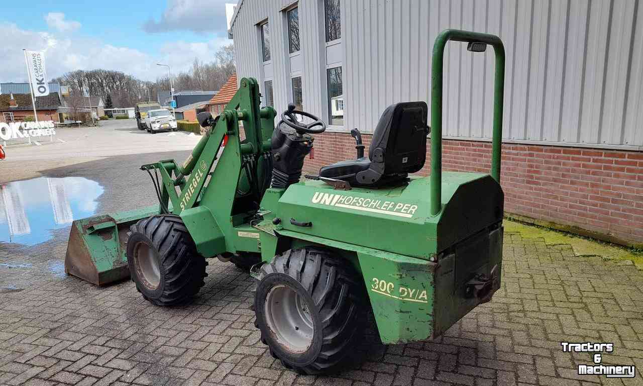 Wheelloader Striegel 300 DY/A