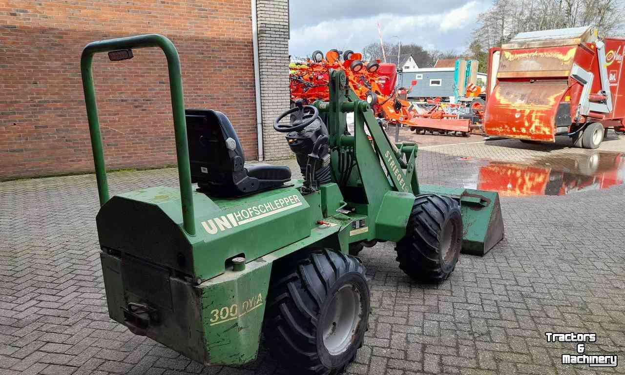 Wheelloader Striegel 300 DY/A