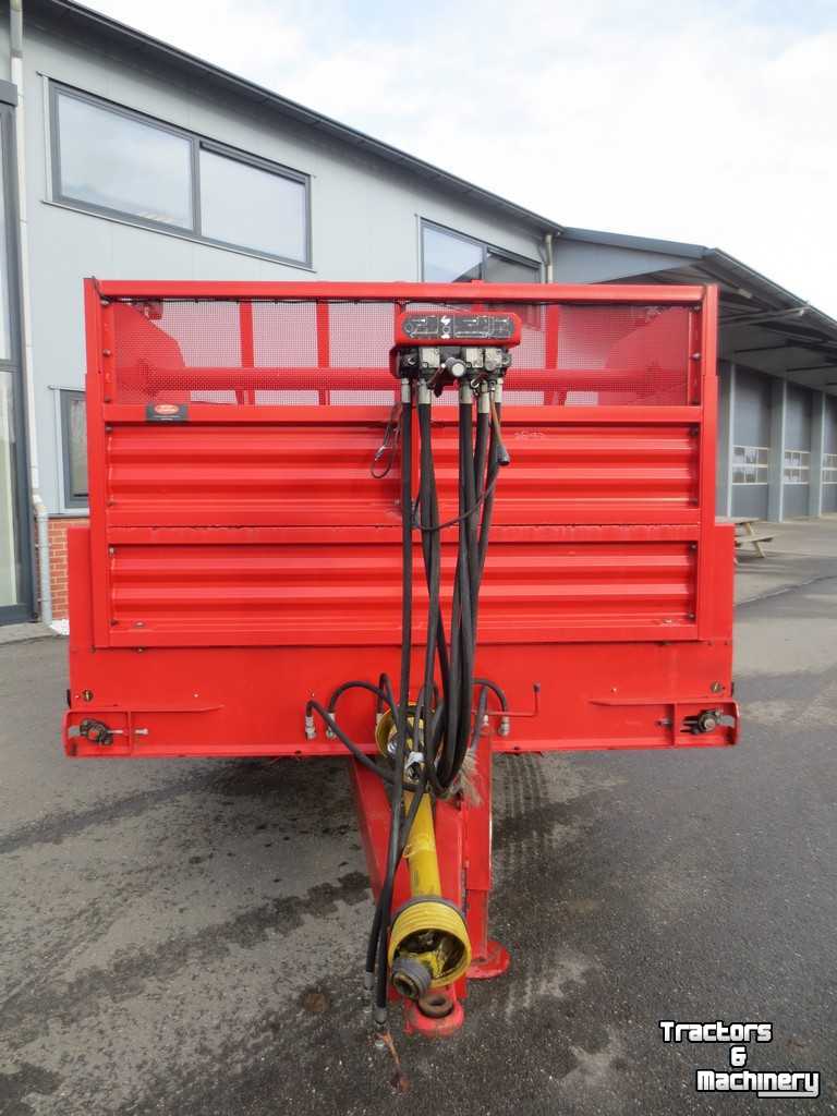 Silage-block distribution wagon Schuitemaker Amigo 30S