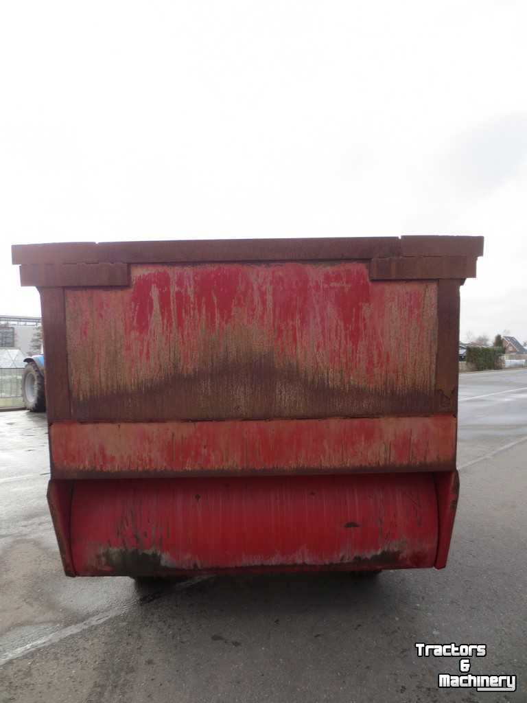 Silage-block distribution wagon Schuitemaker Amigo 30S