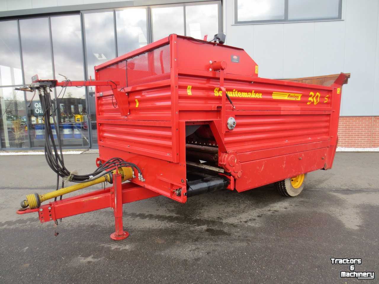 Silage-block distribution wagon Schuitemaker Amigo 30S