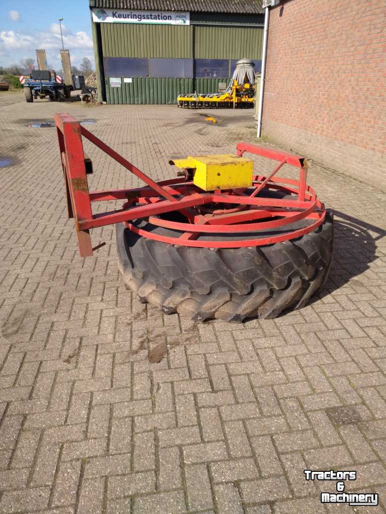 Feed sweeper wheel Rogedi aangedreven voerband