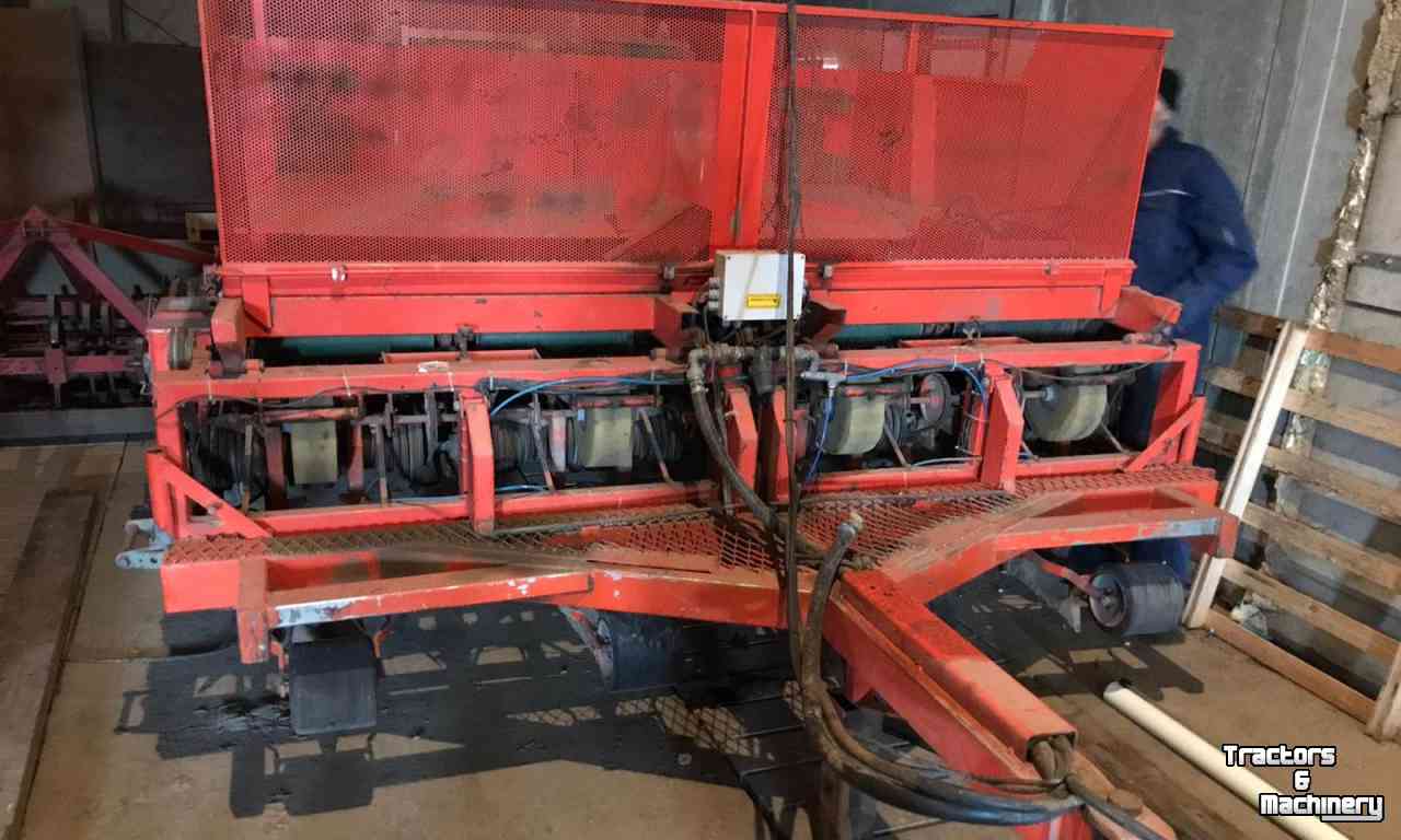 Potato planter Structural 4x75 cm getrokken pootmachine