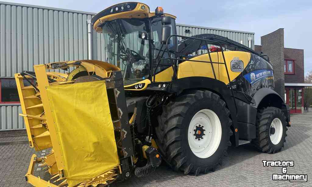 Forage-harvester New Holland FR550