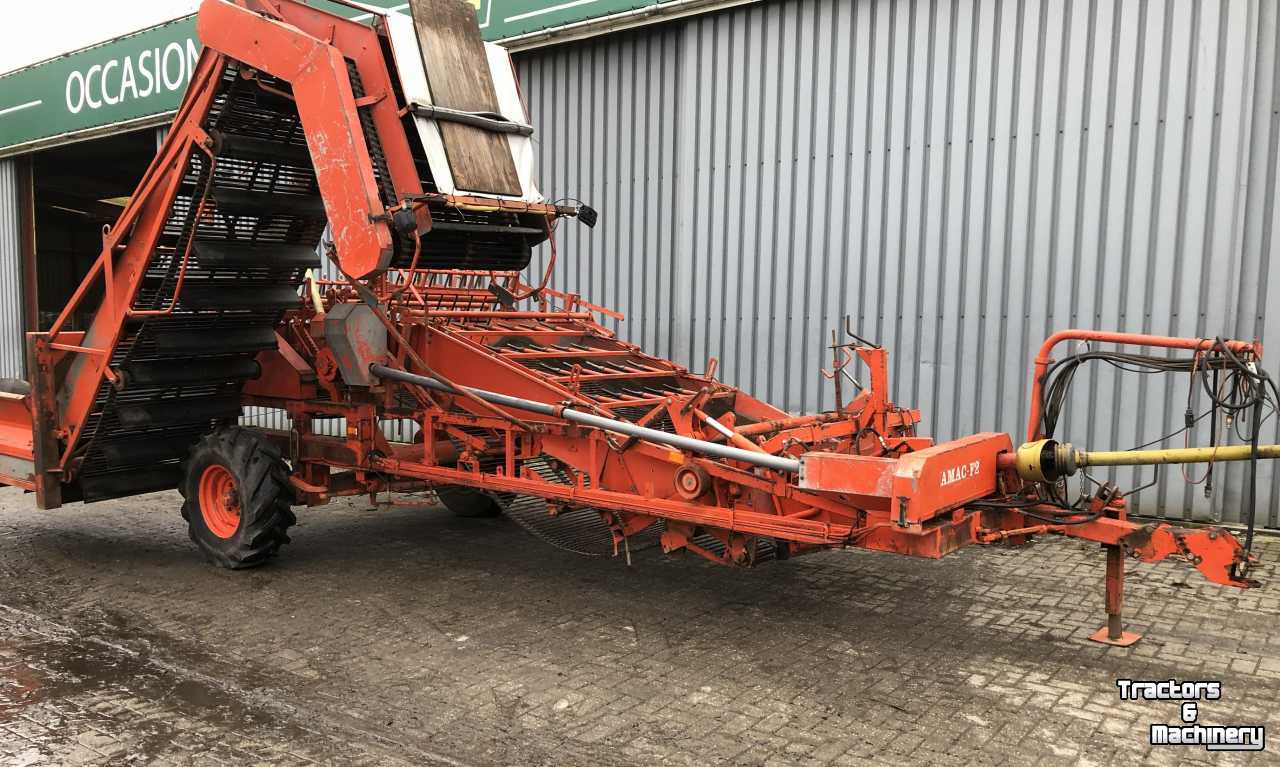 Onion harvester Amac F2 Uienlader