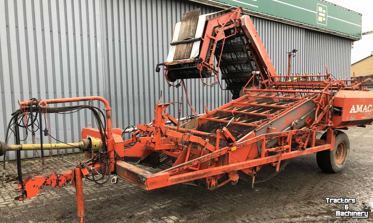 Onion harvester Amac F2 Uienlader