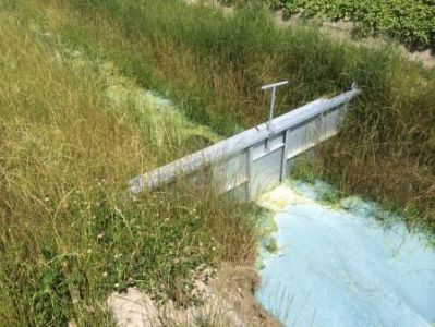 Irrigation hose reel Blok Slootschot waterkering stuwdam