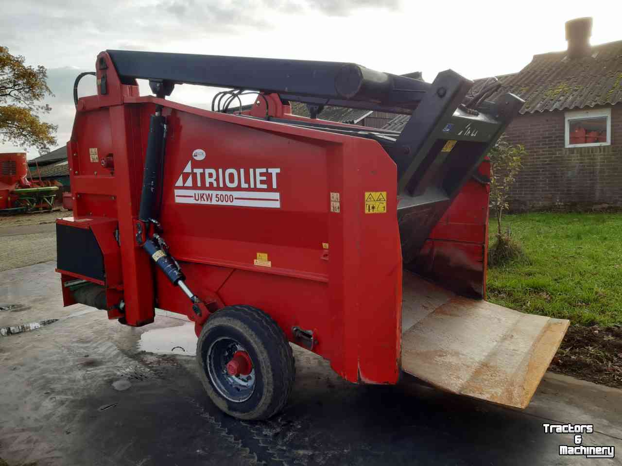 Silage grab-cutter wagon Trioliet Trioliet UKW 5000 uitkuilwagen