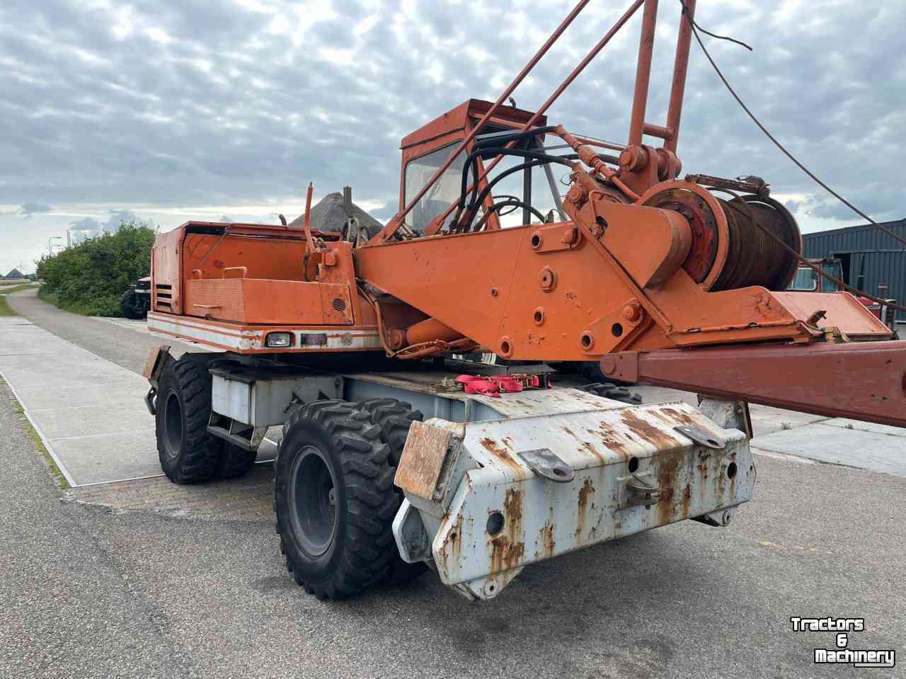 Excavator mobile Liebherr A921