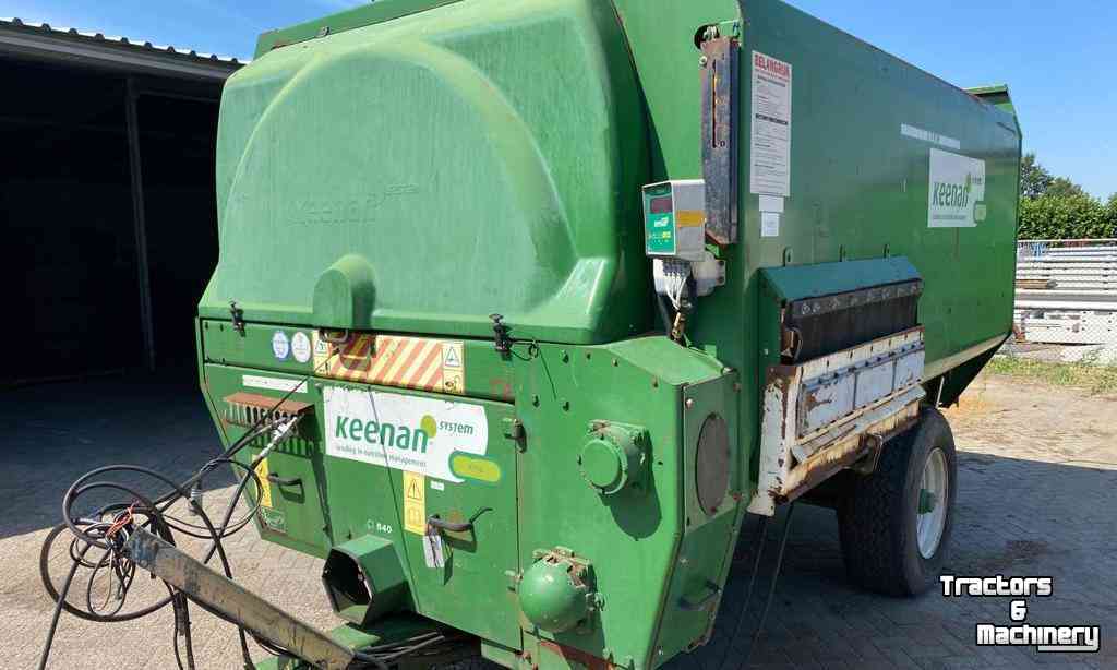 Vertical feed mixer Keenan K160