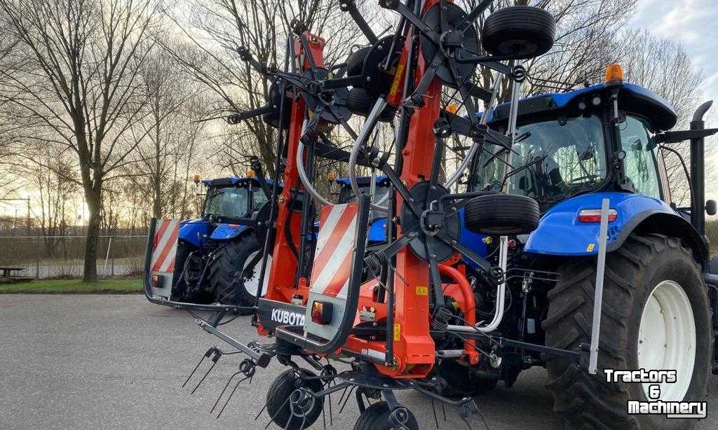 Tedder Kubota TE859 Tedder Schudder Kreiselheuer