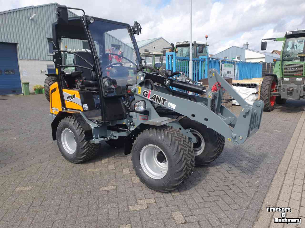 Wheelloader Giant G2500 HD extra