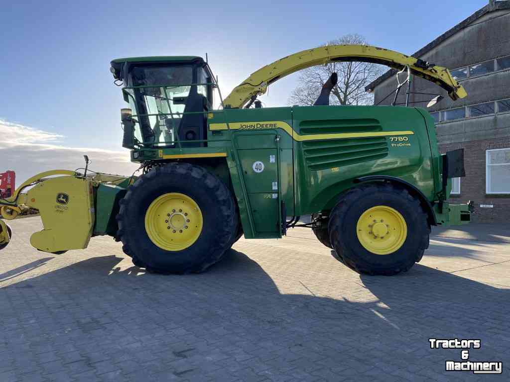 Forage-harvester John Deere 7780-4 WD ProDrive