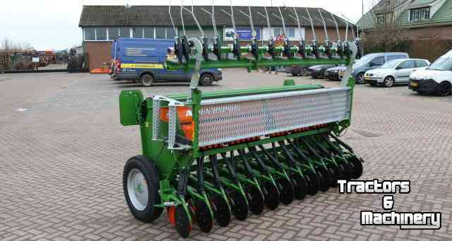 Seed drill Amazone D 9-3000 Special