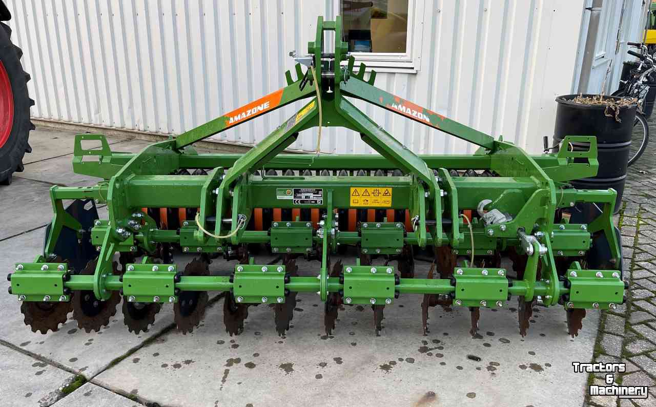 Disc harrow Amazone CombiDisc 3000