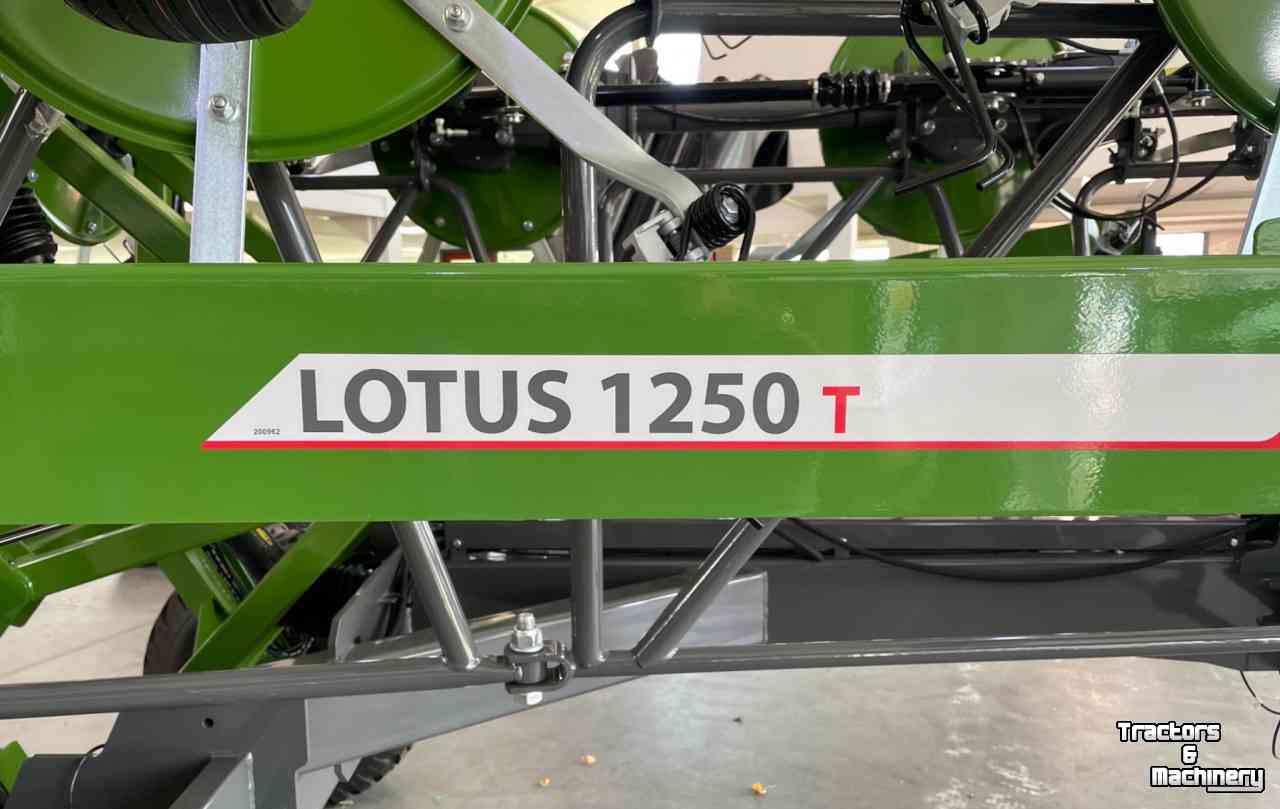 Tedder Fendt Lotus 1250T