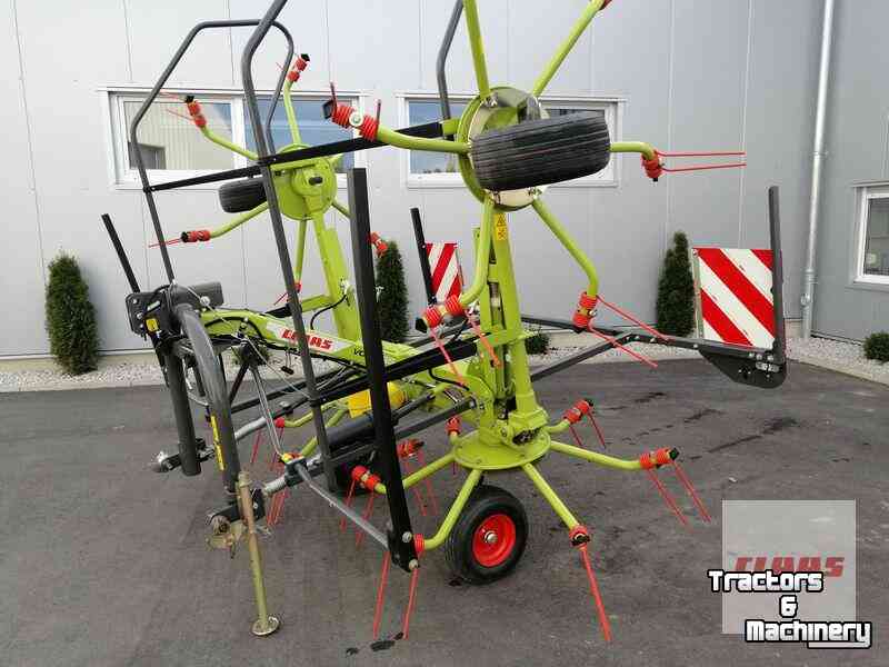 Tedder Claas Volto 55