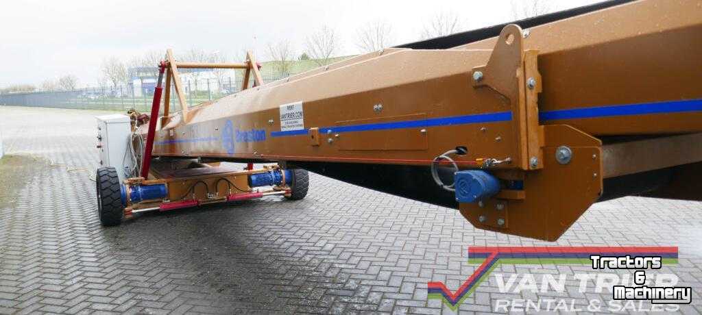 Telescopic storeloader Breston Z15-80XW Hallenvuller Glad