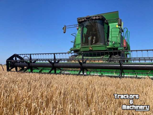 Combine John Deere T660