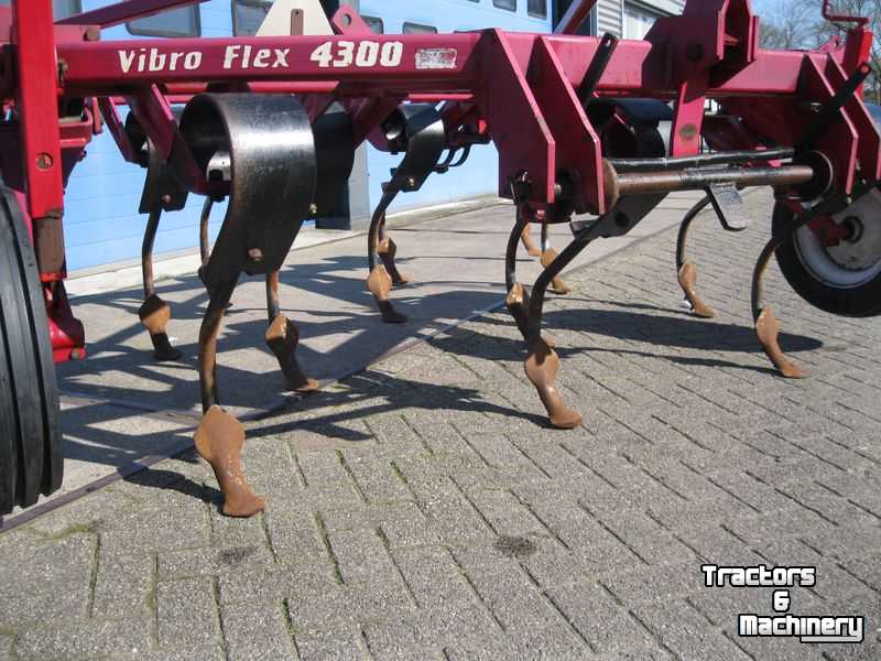 Cultivator Kongskilde Vibroflex 4300 stoppelcultivator