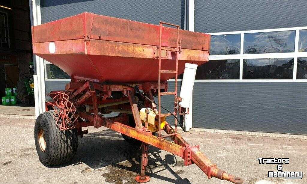 Fertilizer spreader Bredal B3H Kunstmeststrooier Fertilizer Spreader