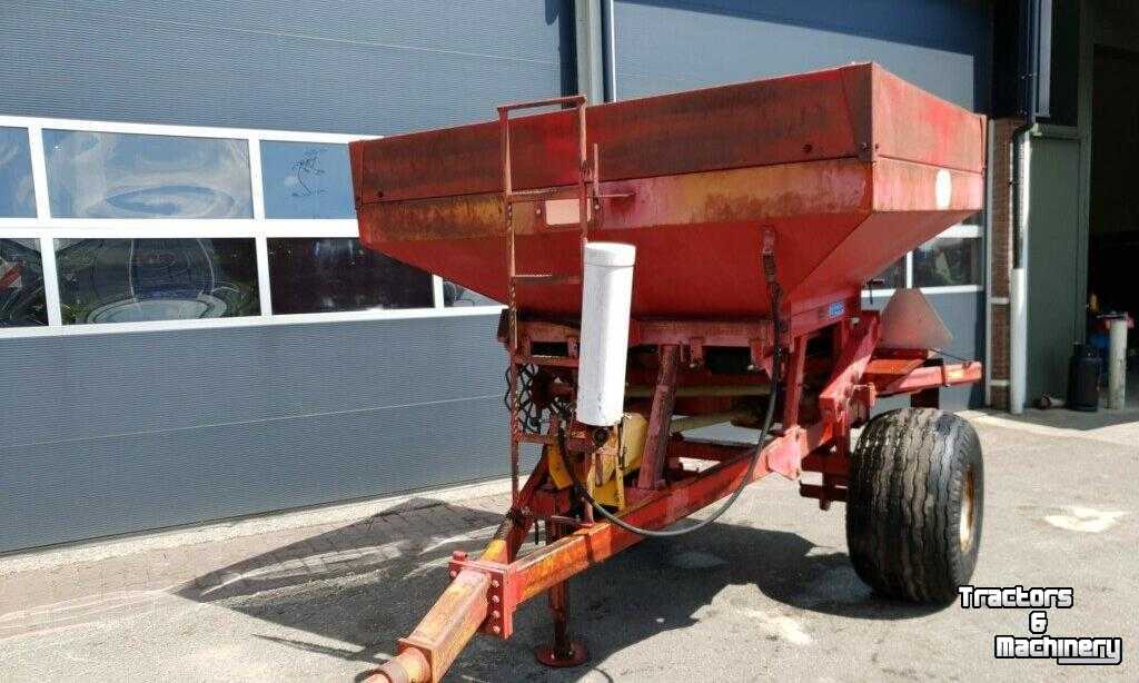 Fertilizer spreader Bredal B3H Kunstmeststrooier Fertilizer Spreader