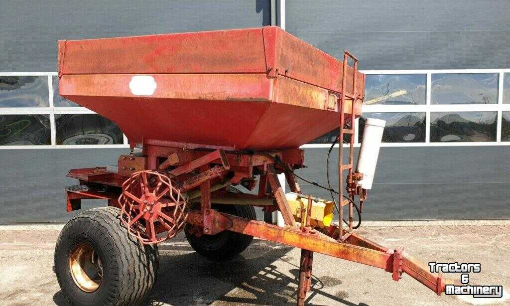 Fertilizer spreader Bredal B3H Kunstmeststrooier Fertilizer Spreader