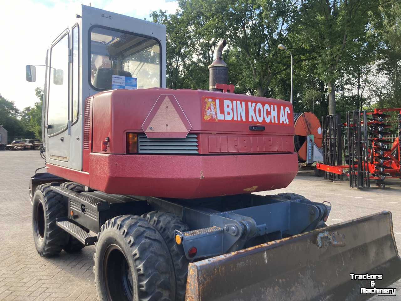 Excavator mobile Liebherr A310