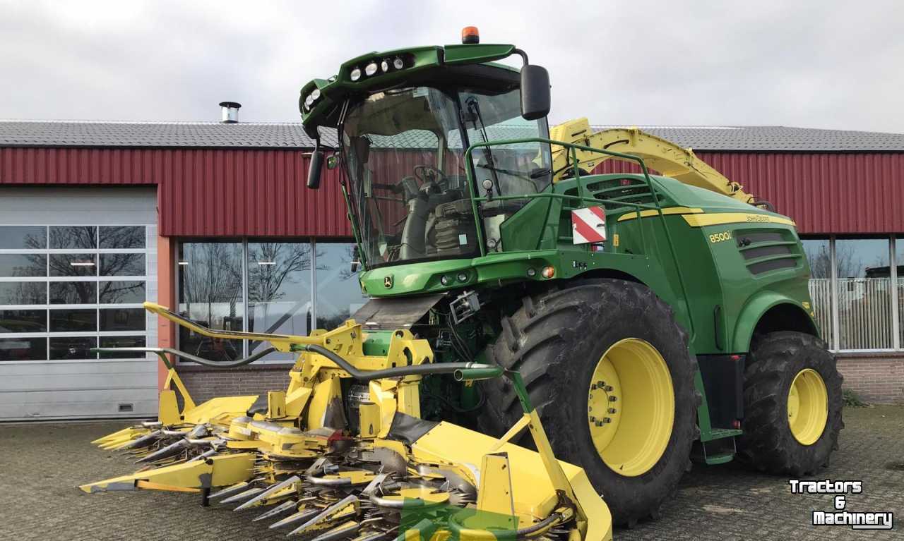 Forage-harvester John Deere 8500i Veldhakselaar Selfpropelled Forage Harvester