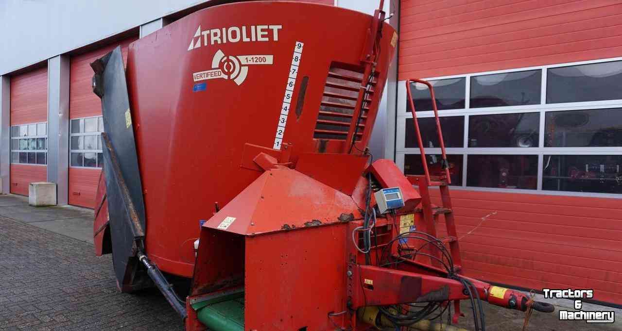 Vertical feed mixer Trioliet Vertifeed 1-1200 Verticale Voermengwagen