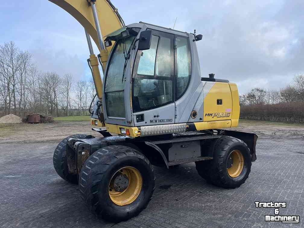 Excavator mobile New Holland MH plus mobiele kraan