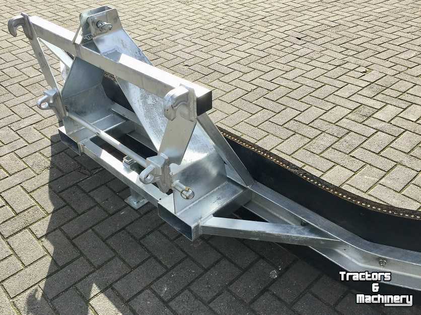 Rubber yard scraper S&H modderschuif vast euro 3punt en lepel aanbouw