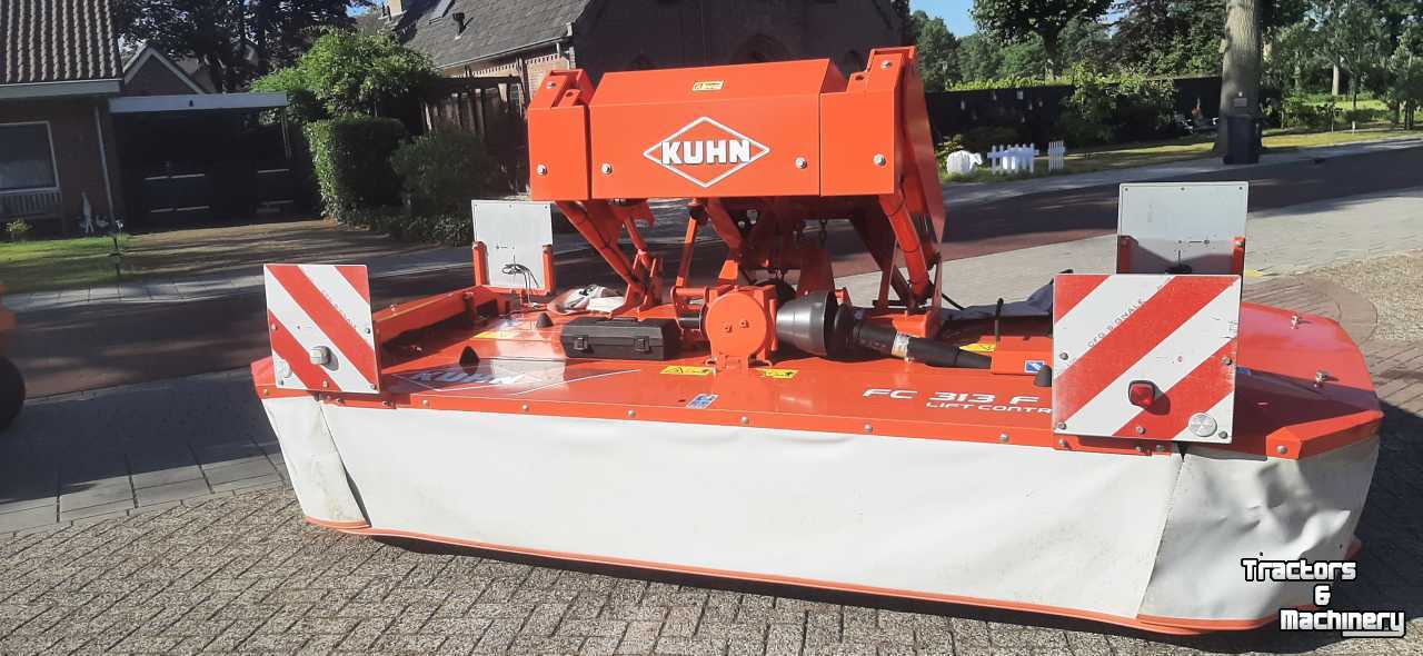 Mower Kuhn FC 313