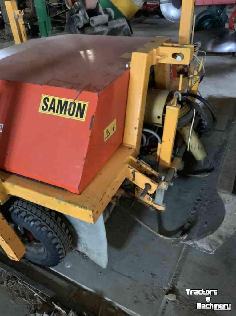 Onion harvester Samon Samon SU2H3 uienrooier en loofklapper