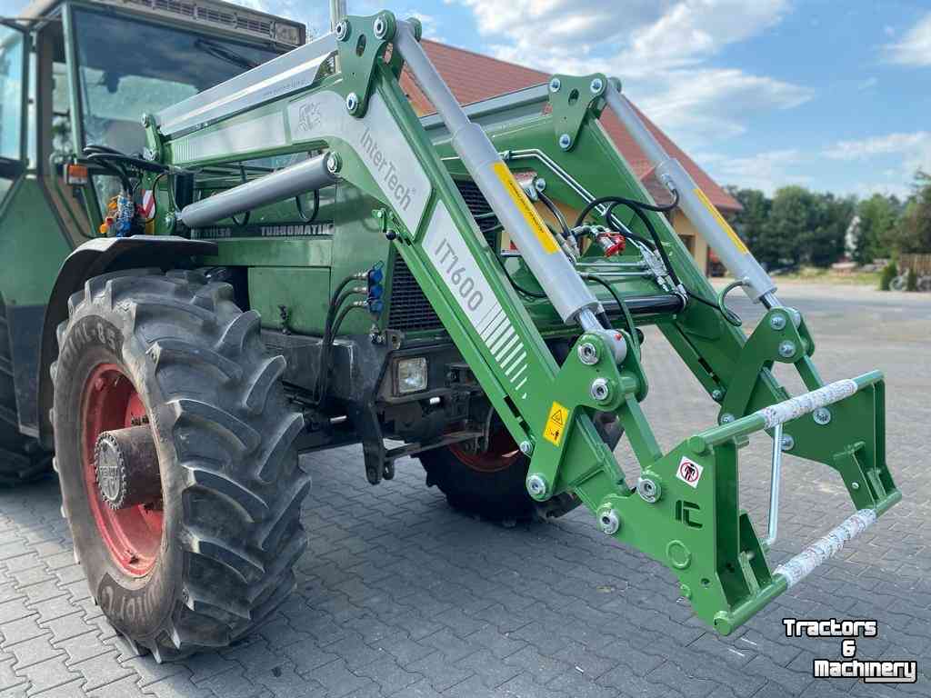 Front-end loader  D&D Landtechnika Frontlader für Fendt 611